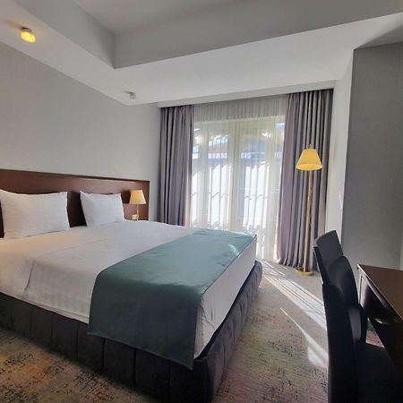A5 Hotel Tiflis Dış mekan fotoğraf