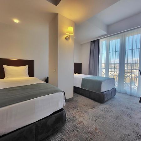 A5 Hotel Tiflis Dış mekan fotoğraf