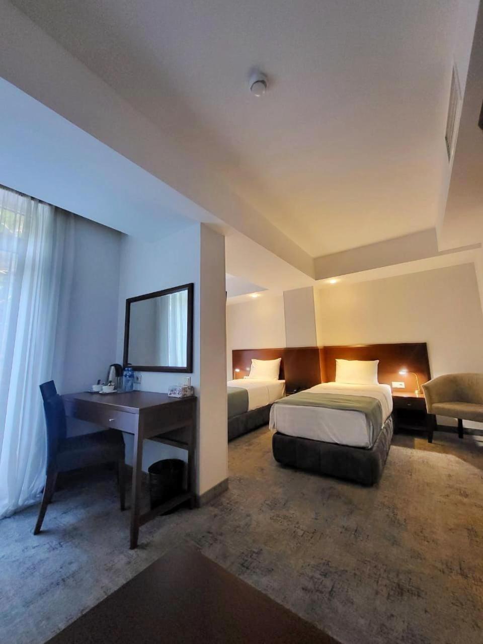 A5 Hotel Tiflis Dış mekan fotoğraf